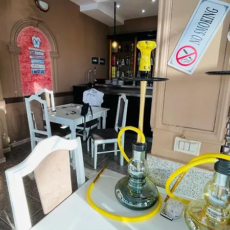ホテル Hotel Piccolino, Shiroke Široka
